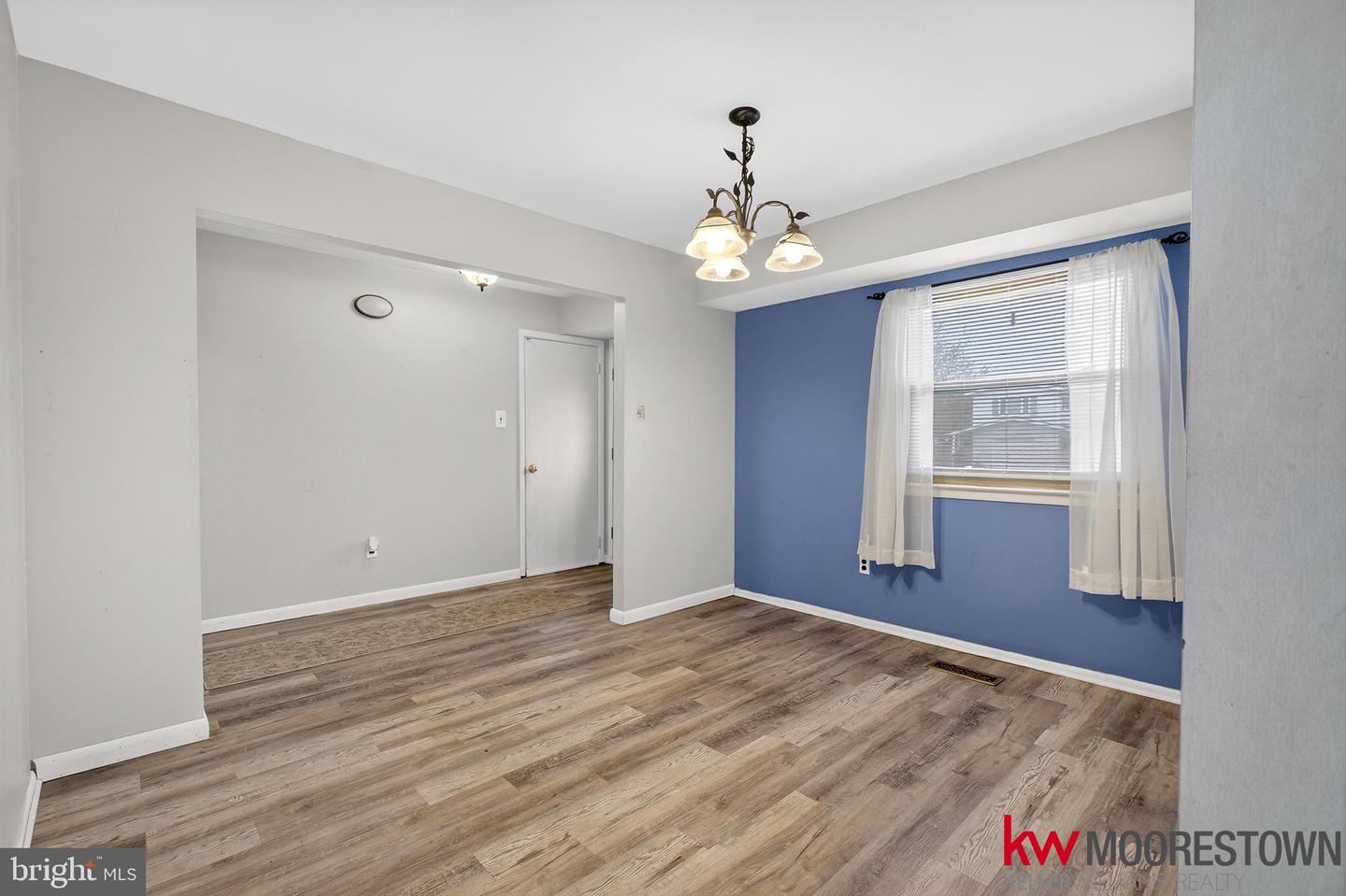 19 Nottingham Way Property Photo 7
