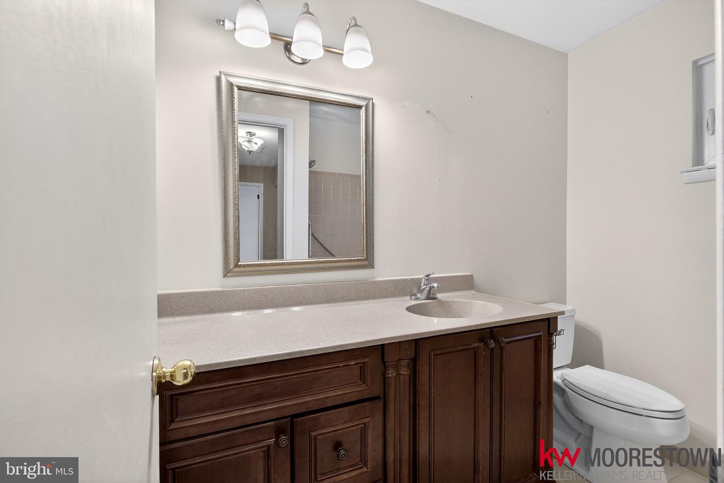 19 Nottingham Way Property Photo 24