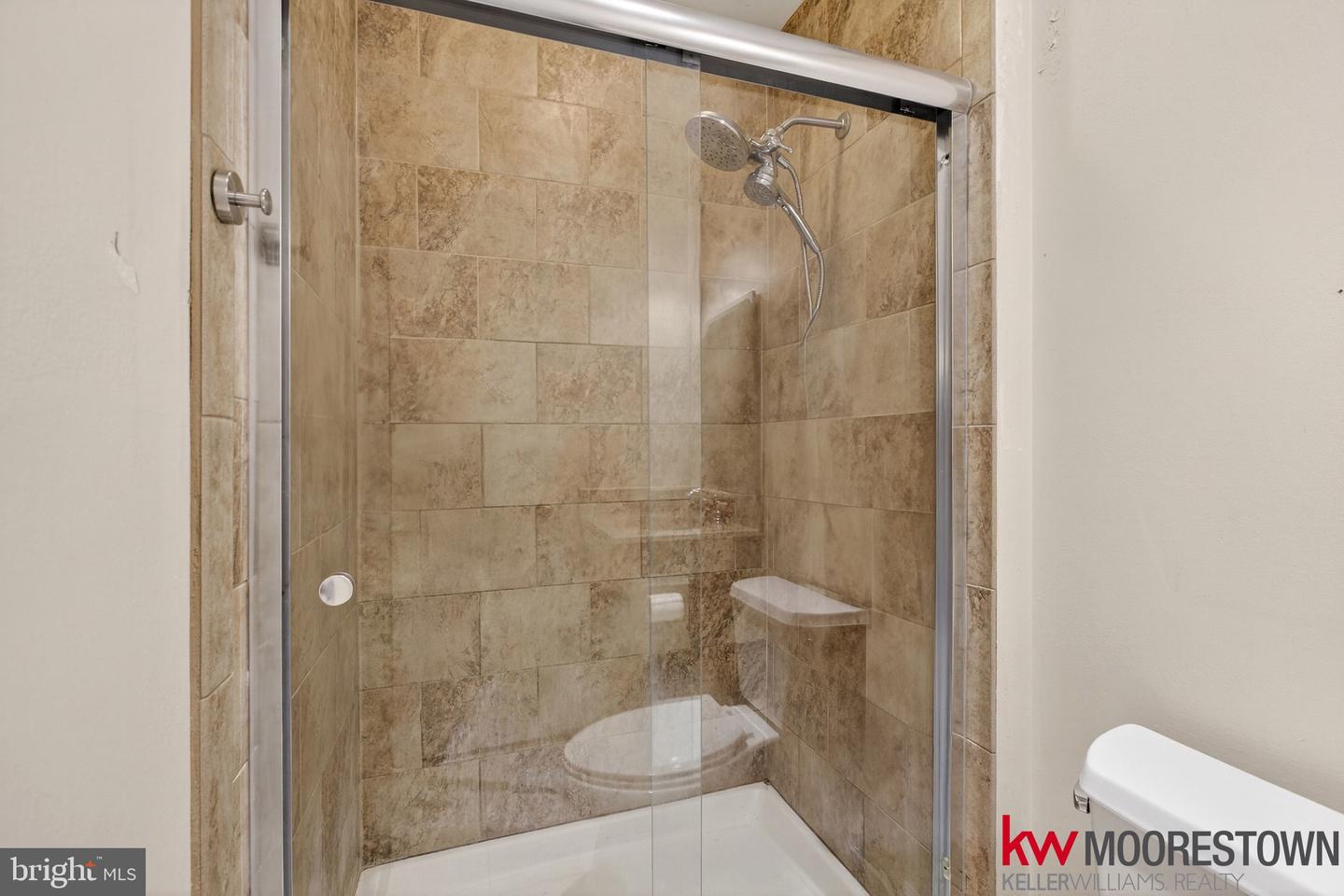19 Nottingham Way Property Photo 31