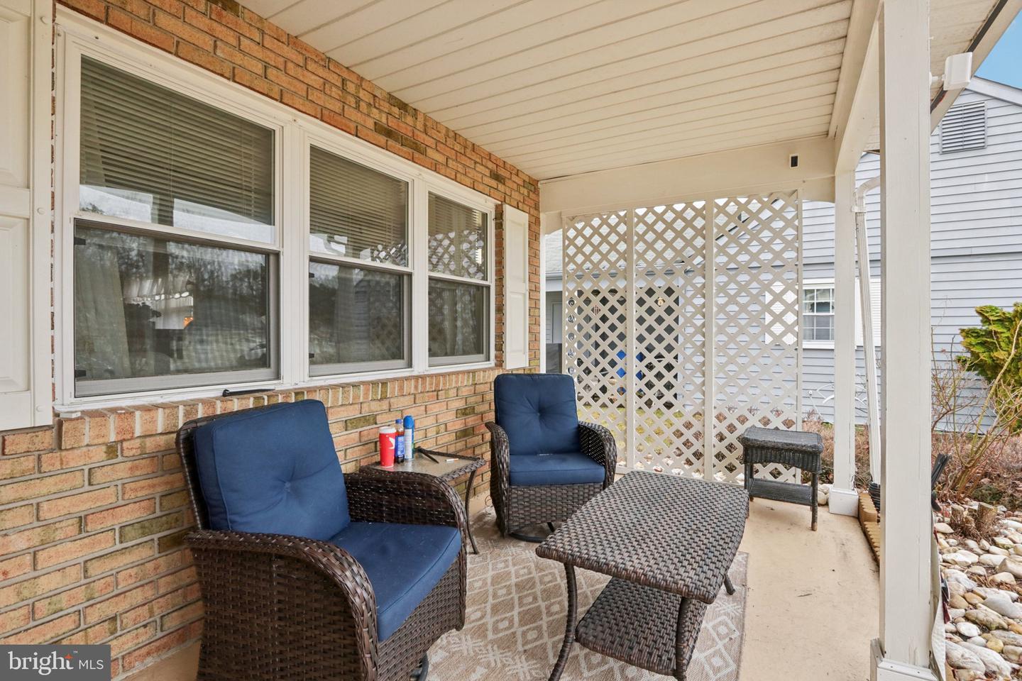 46 Gramercy Pl Property Photo 6