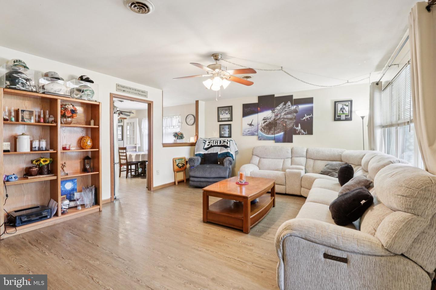 46 Gramercy Pl Property Photo 7