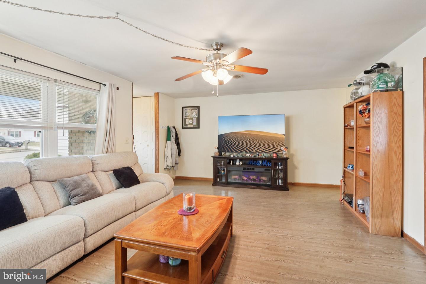 46 Gramercy Pl Property Photo 10