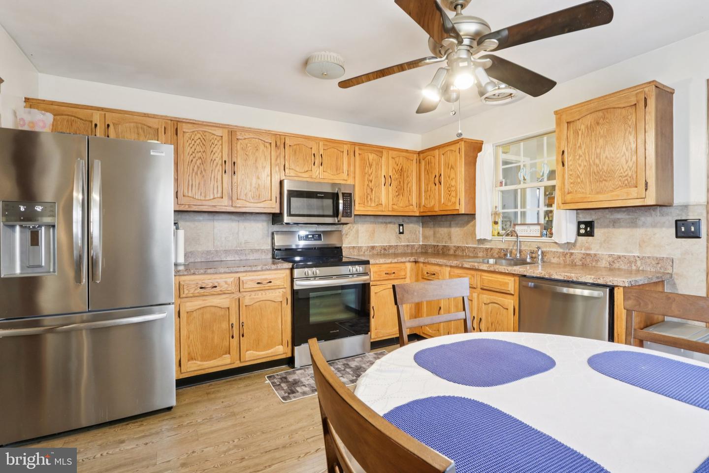 46 Gramercy Pl Property Photo 14