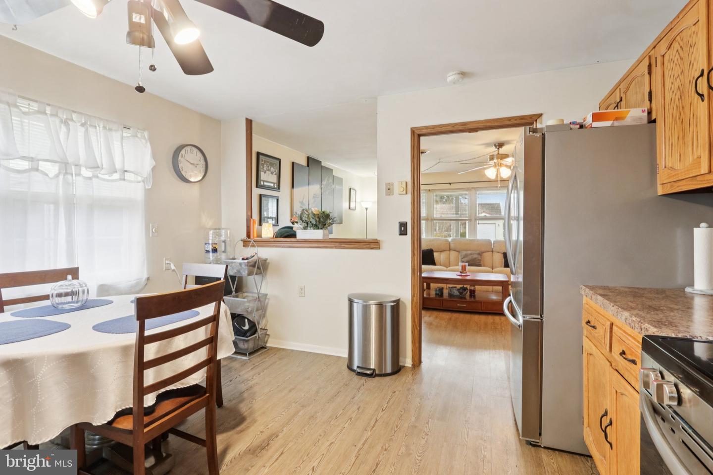 46 Gramercy Pl Property Photo 15