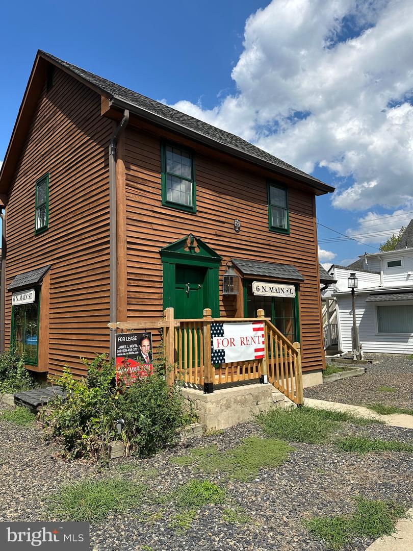6 N Main St #rear Building Property Photo 2
