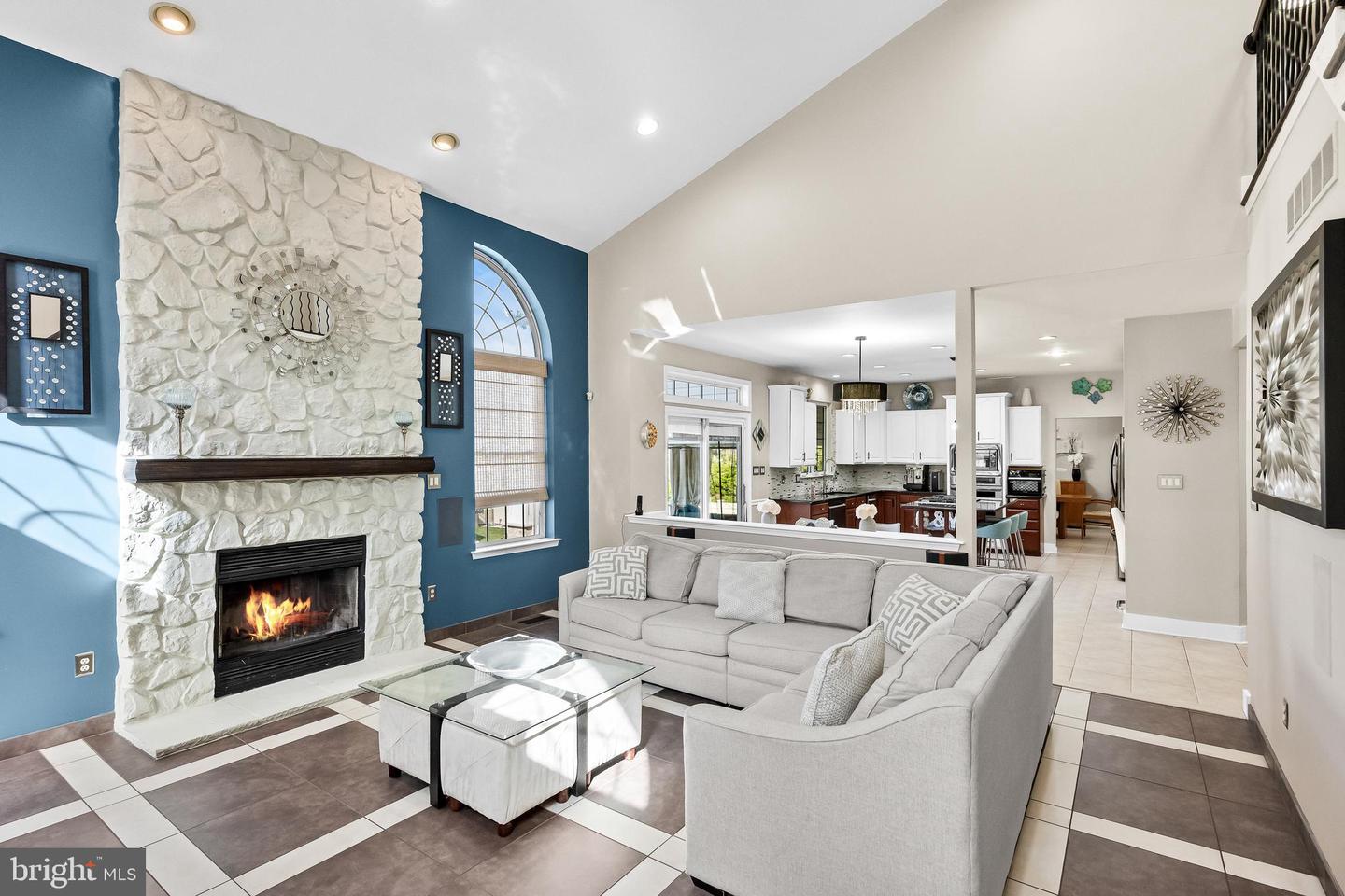 2 Rothbury Dr Property Photo 16