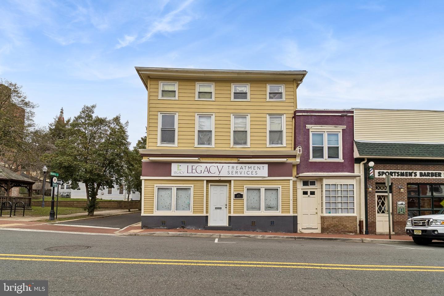 45 HIGH ST Property Photo 1