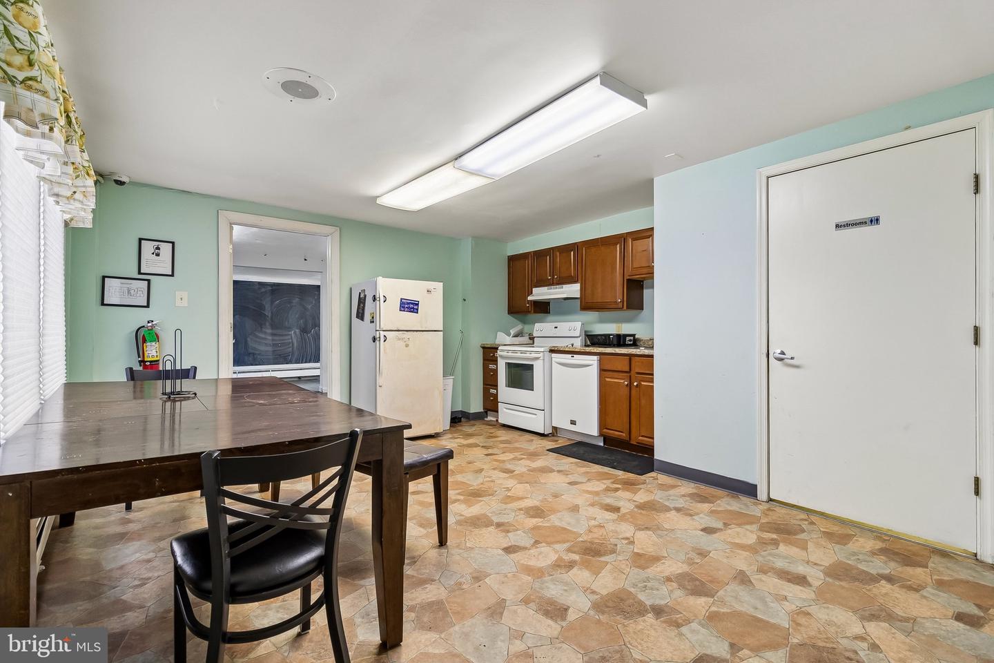 45 High St Property Photo 16