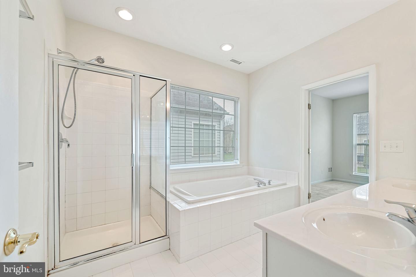 12 Pennington Ct Property Photo 21