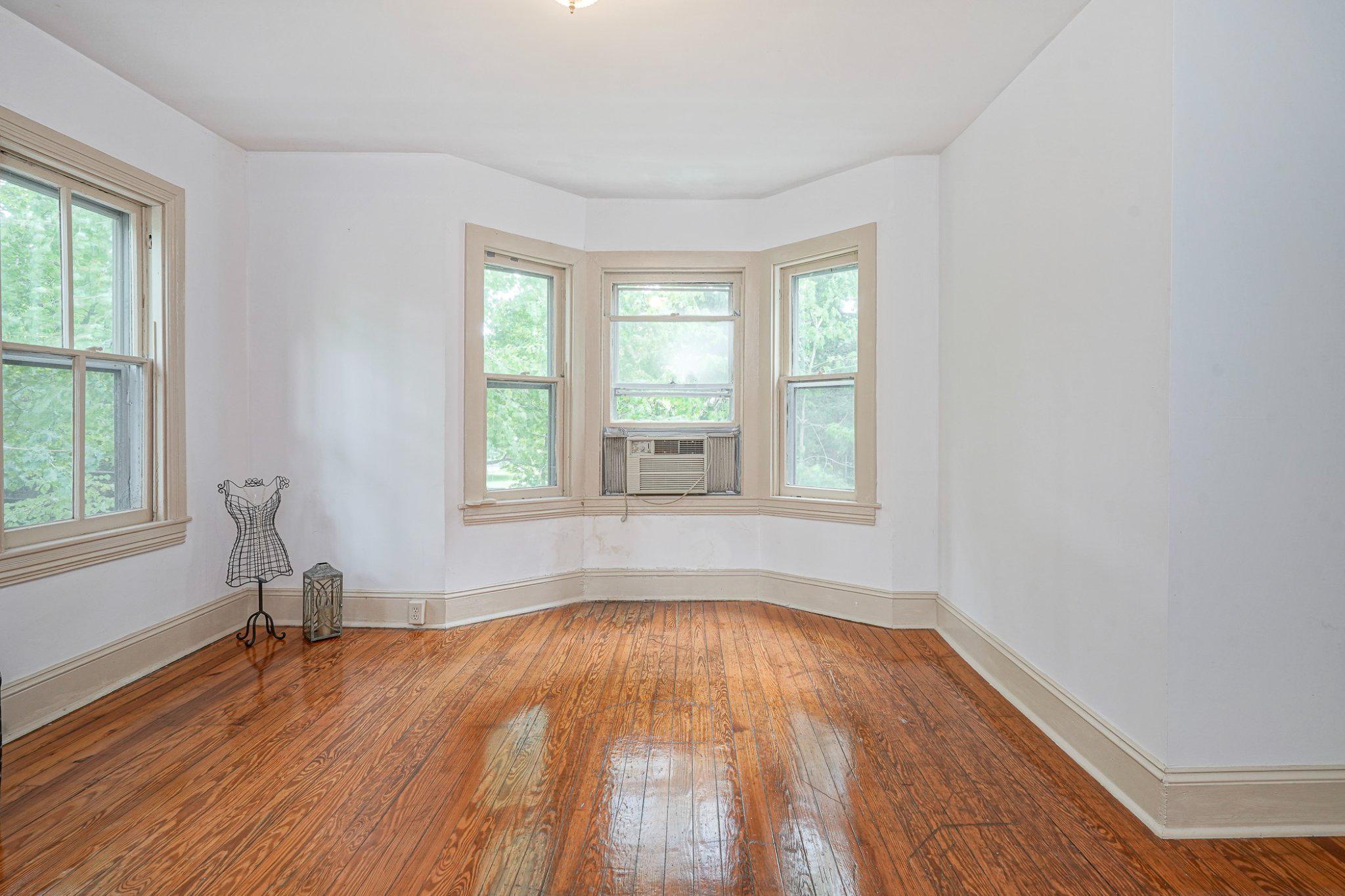 315 Chestnut St Property Photo 11