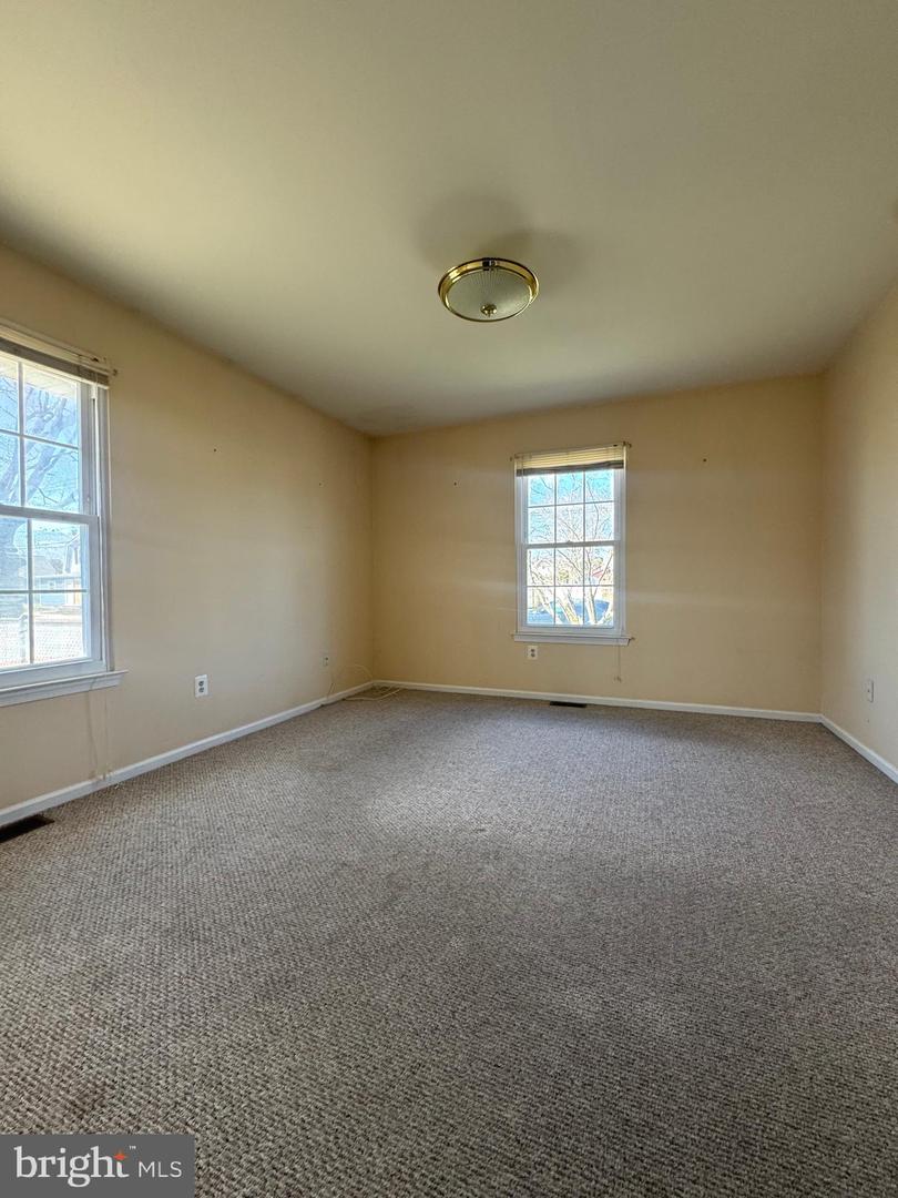 800 Bridgeboro St Property Photo 12