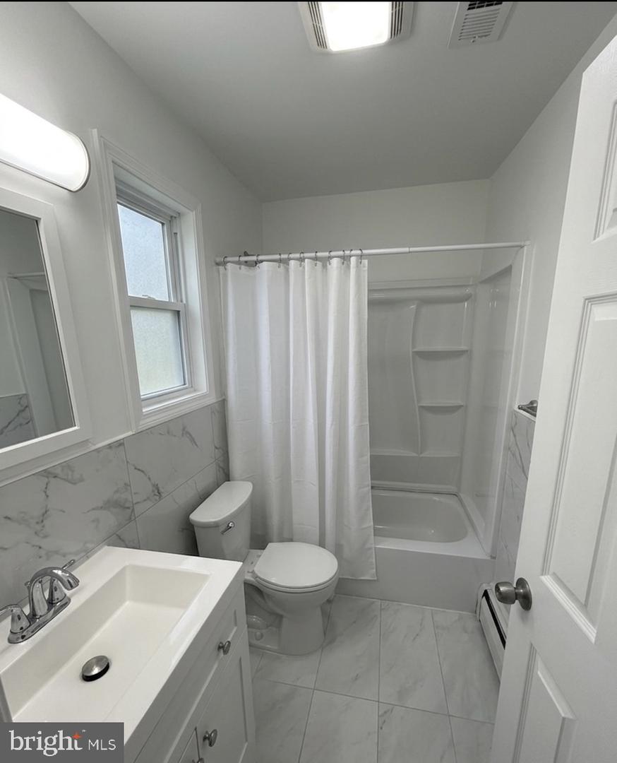 913 Garnet Dr Property Photo 7
