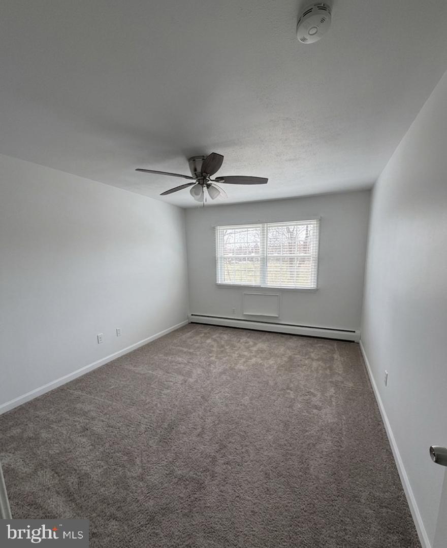 914 Garnet Dr Property Photo 7