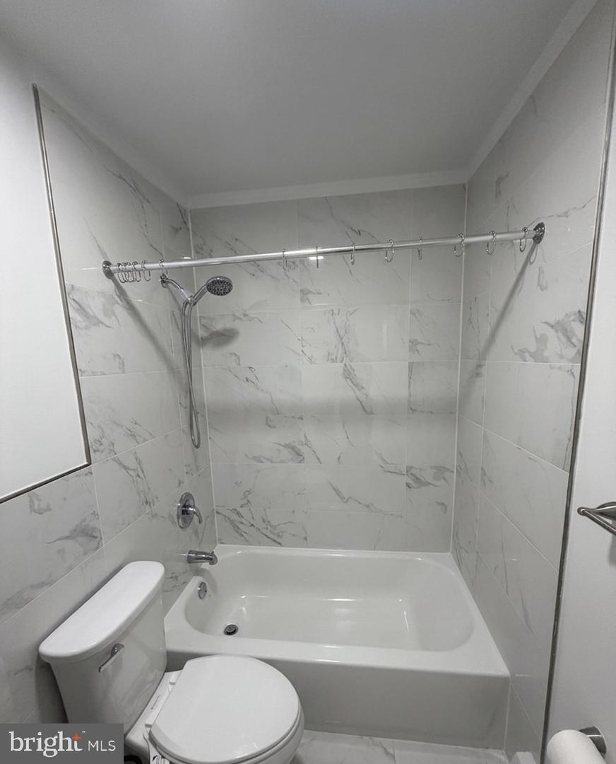 914 Garnet Dr Property Photo 8