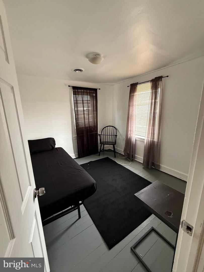 22 E Federal St Property Photo 9