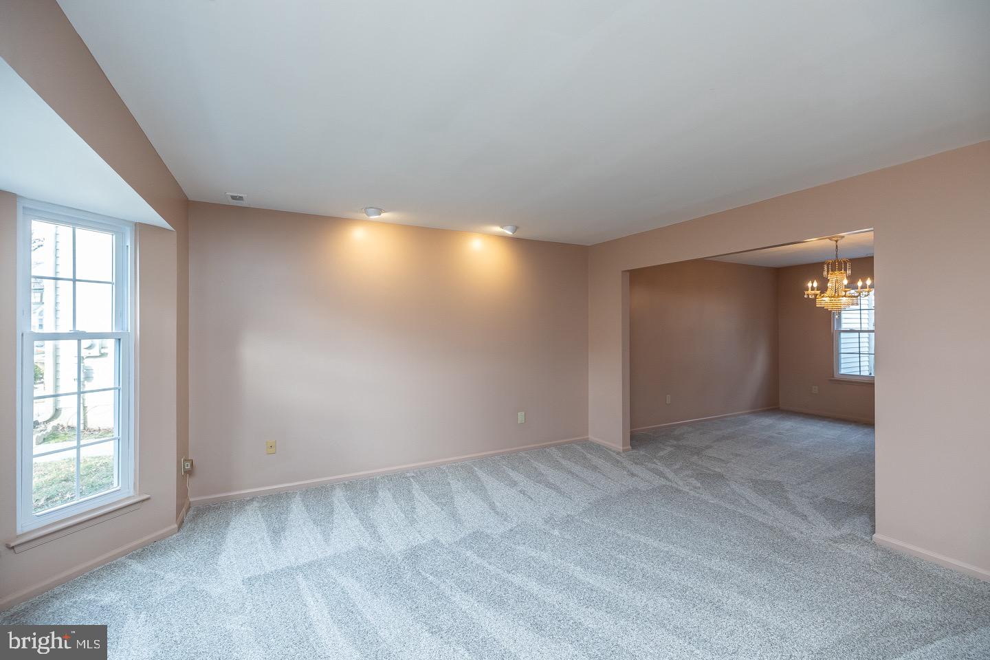111 Sandhurst Dr Property Photo 20