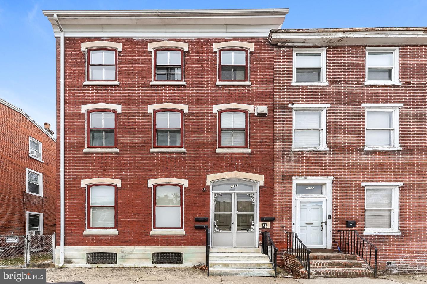 212 E BROAD ST #2 Property Photo 1