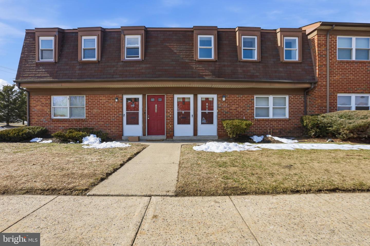 1242 Liberte Ct Property Photo 1