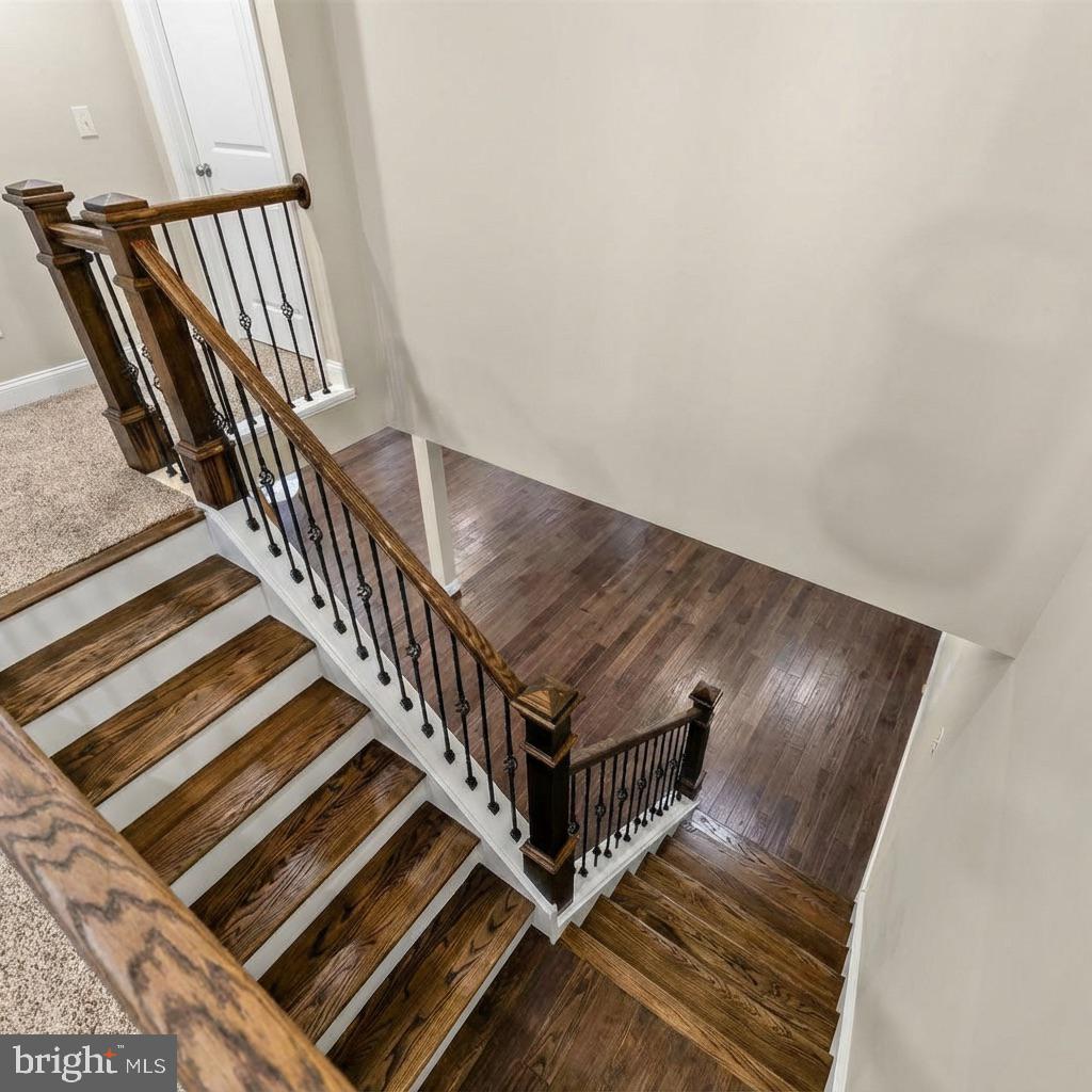 10 W Monroe St Property Photo 6