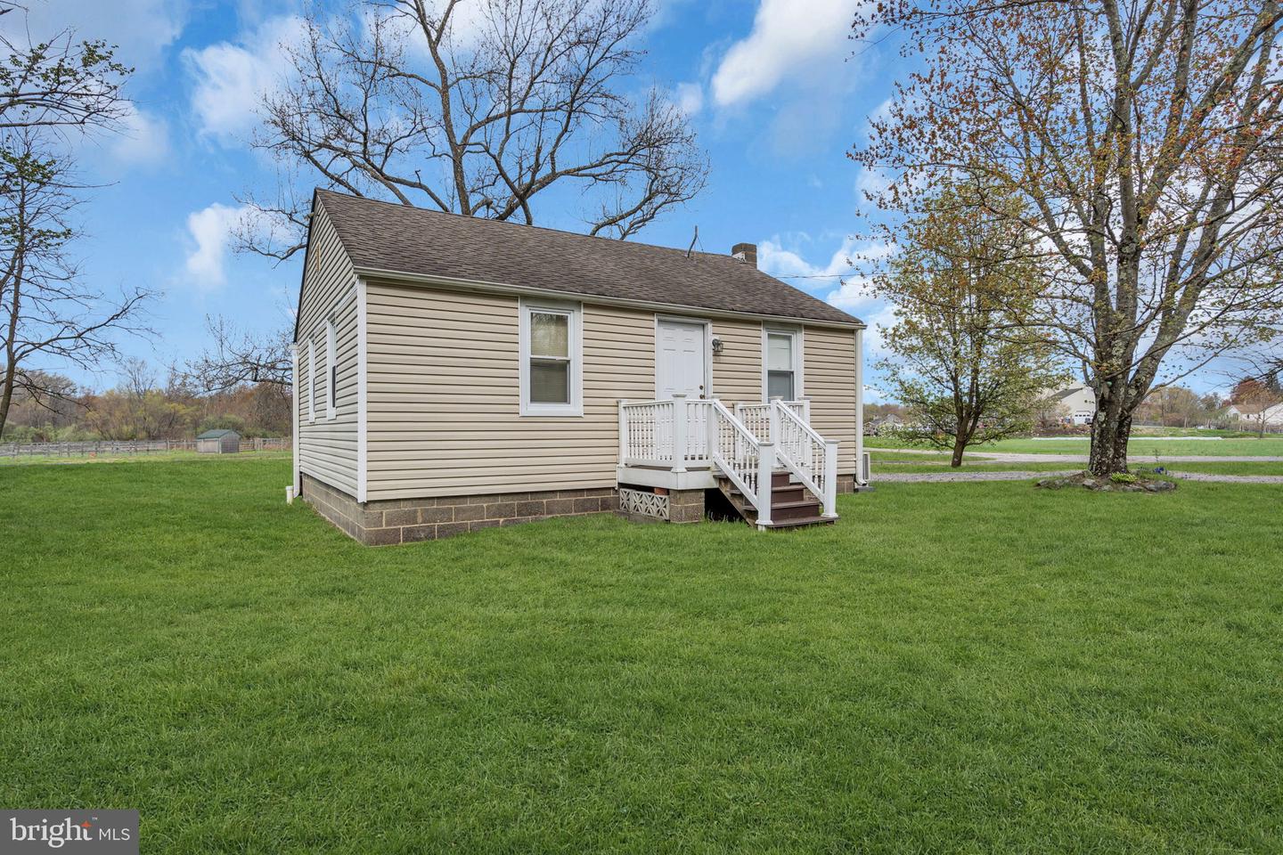 377 Jacobstown Cookstown Rd Property Photo 1