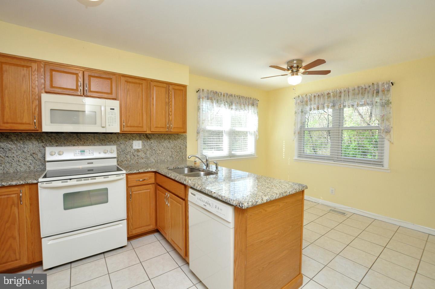 192 Canterbury Rd Property Photo 8