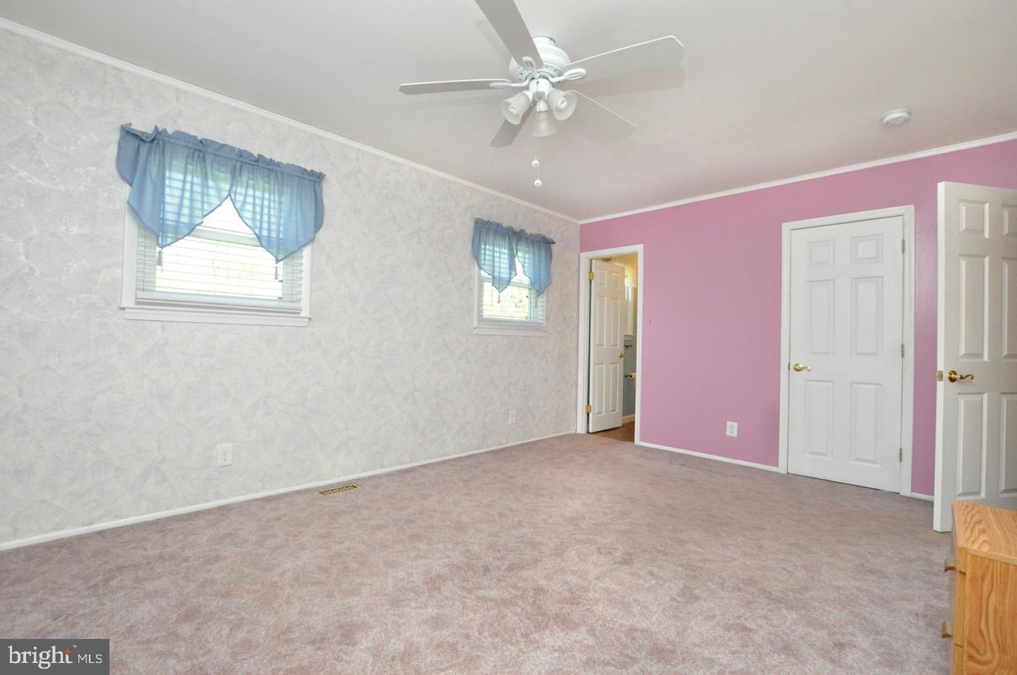 192 Canterbury Rd Property Photo 11