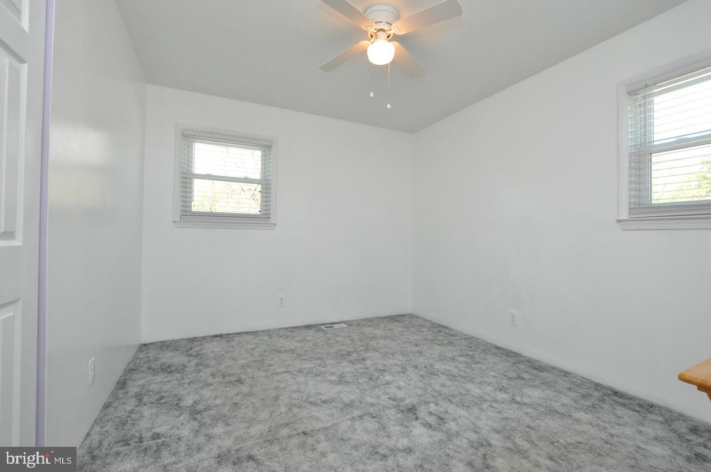 192 Canterbury Rd Property Photo 14