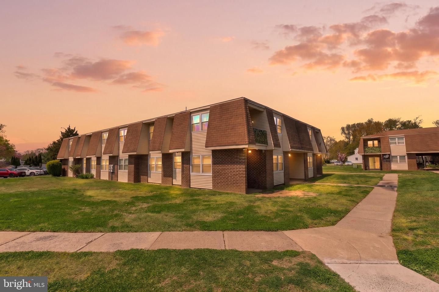 7 Florence Tollgate Pl #unit 7 Property Photo 1