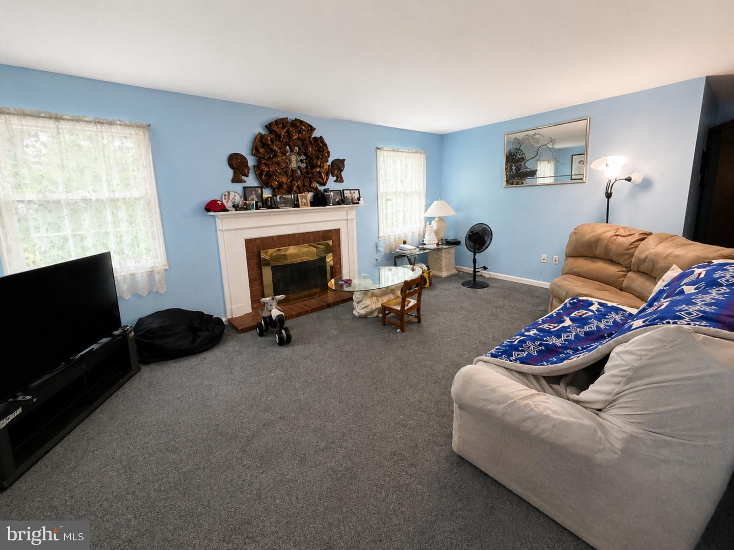 40 Trescott Ln Property Photo 2