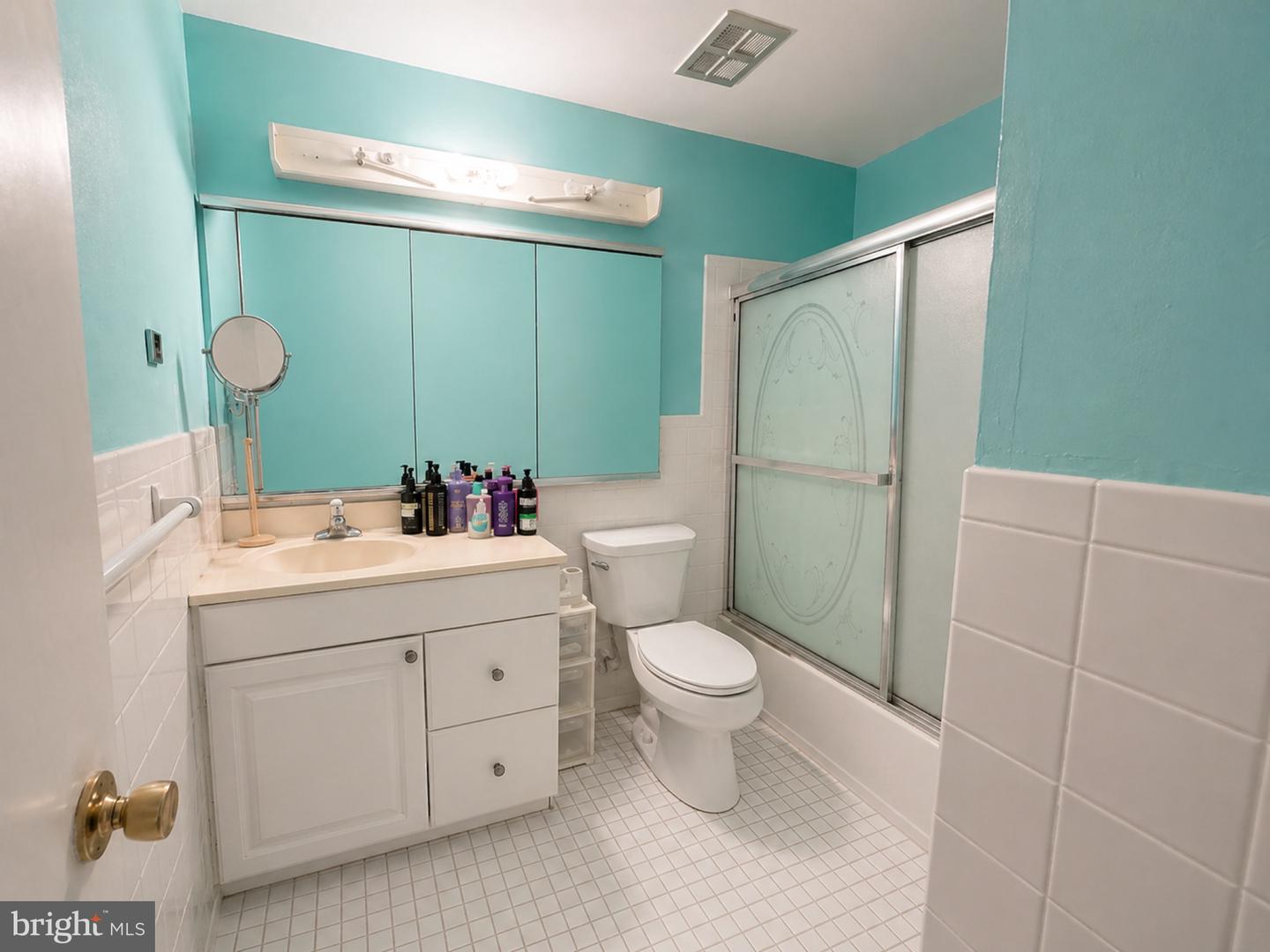 40 Trescott Ln Property Photo 3