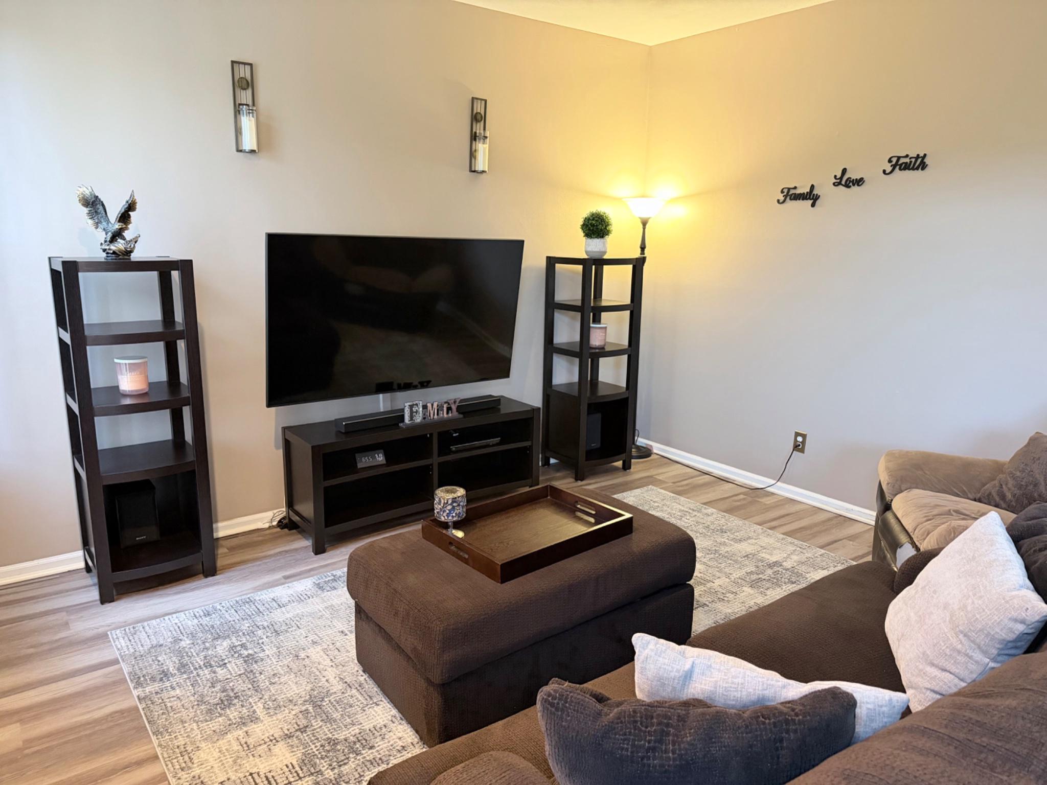 137 Sharpless Blvd Property Photo 16