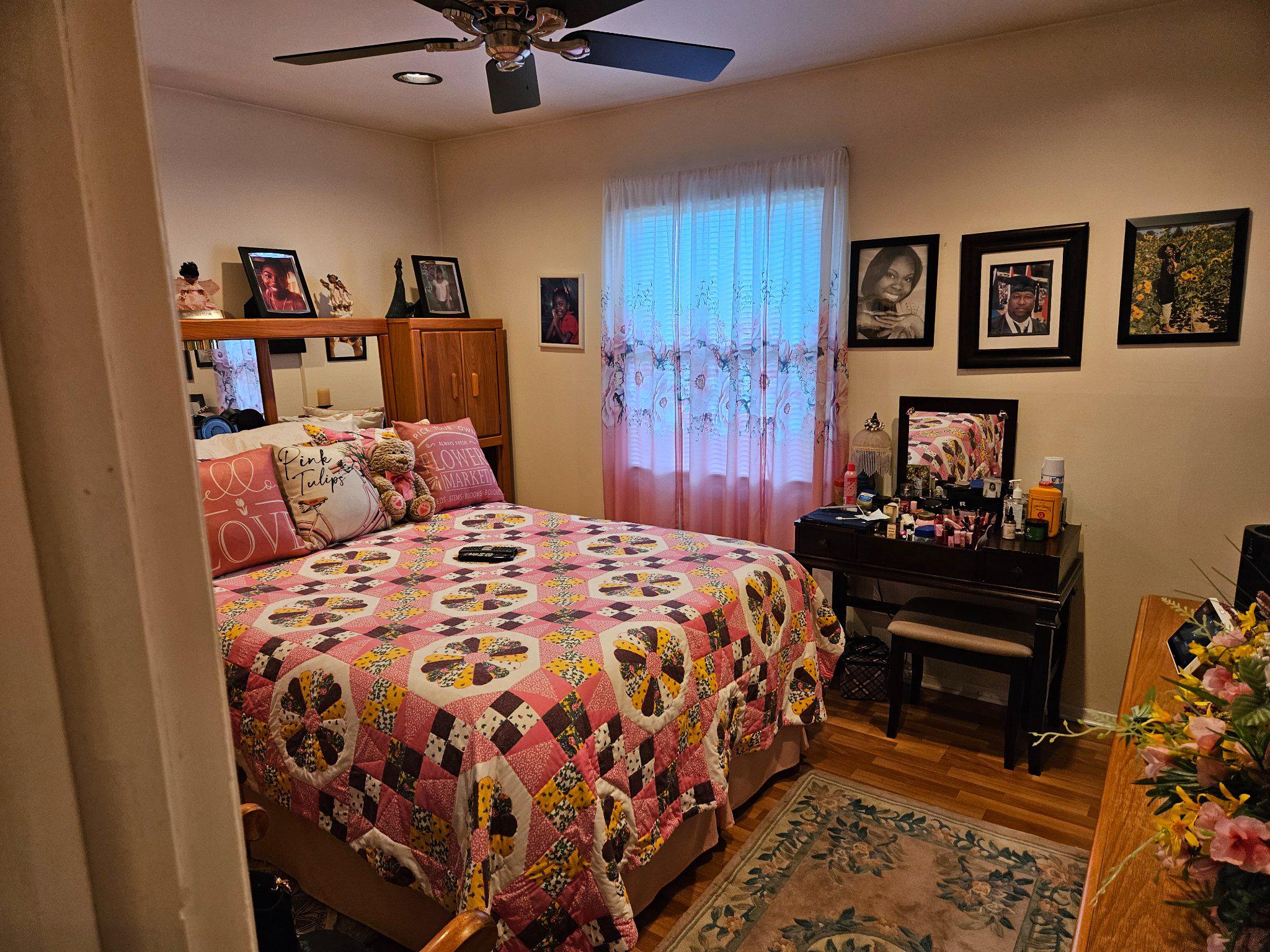 35 Pickwick Ln Property Photo 4