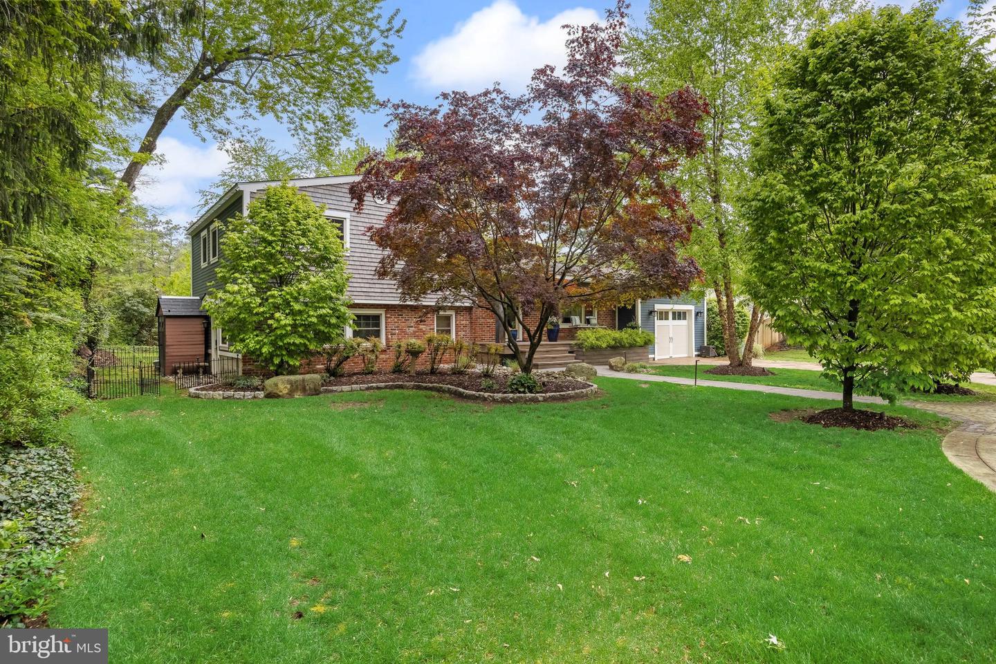 32 Oakwood Dr Property Photo 5