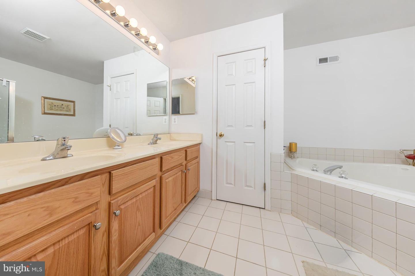 44 Wimbledon Way Property Photo 13