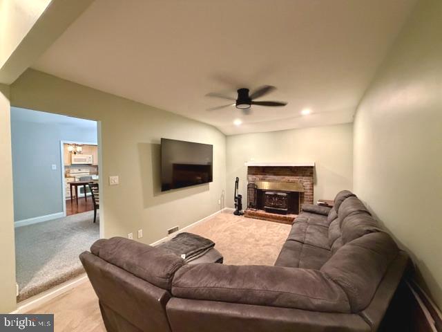 202 Oak Ln Property Photo 10