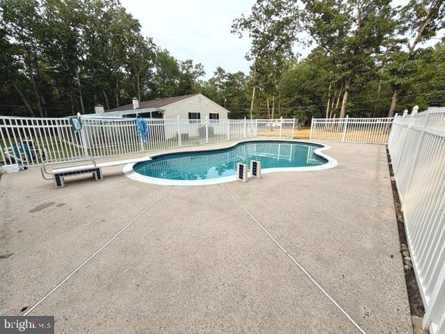 202 Oak Ln Property Photo 41