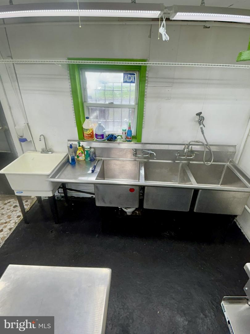 261 Saint Mihiel Dr Property Photo 10