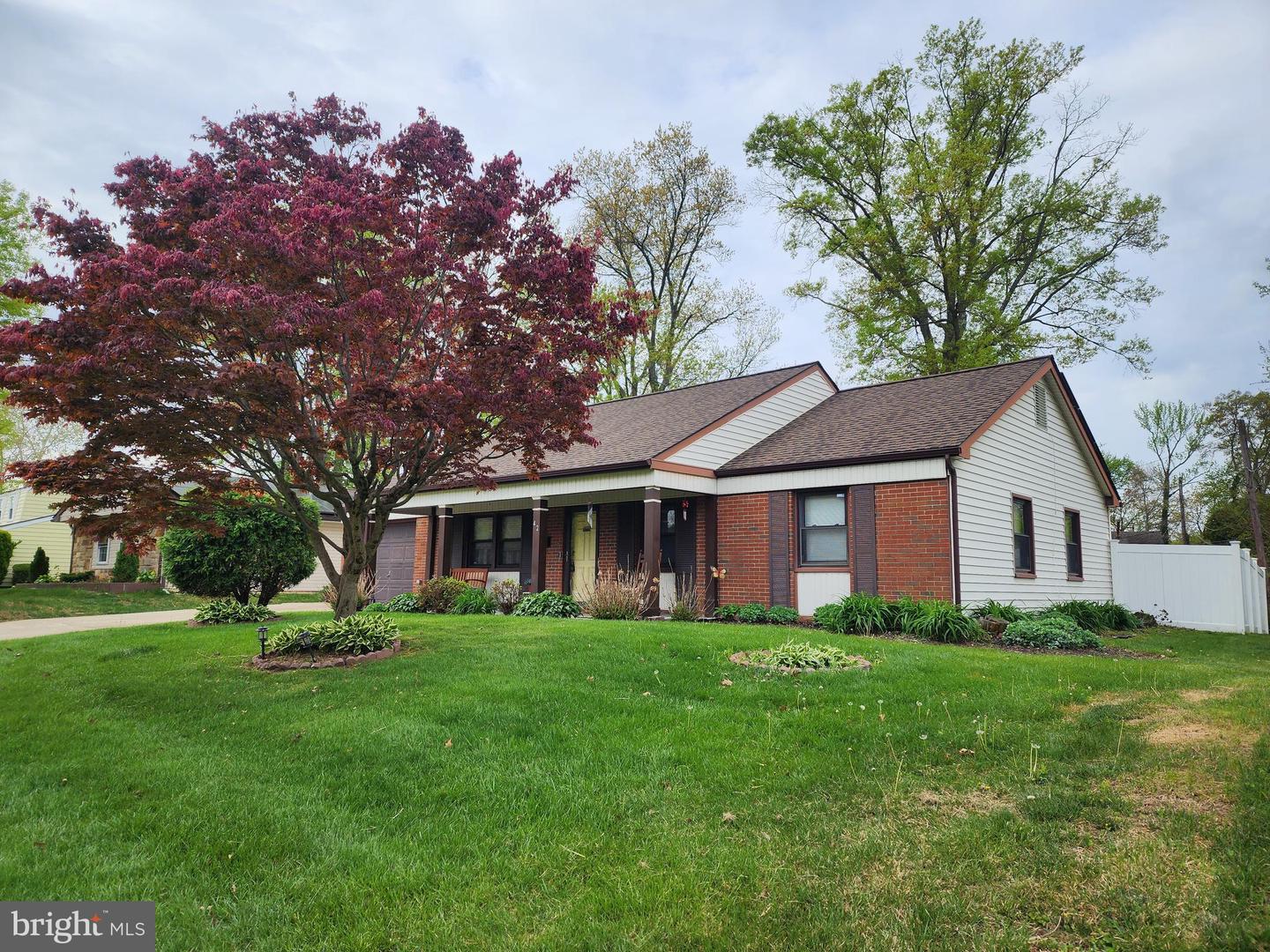 42 Neptune Ln Property Photo 2