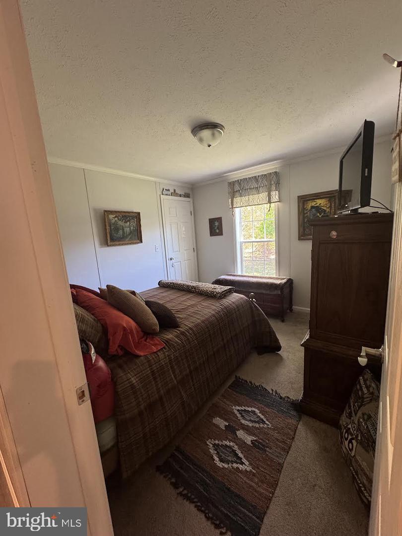 57 Meadowbrook Dr Property Photo 10
