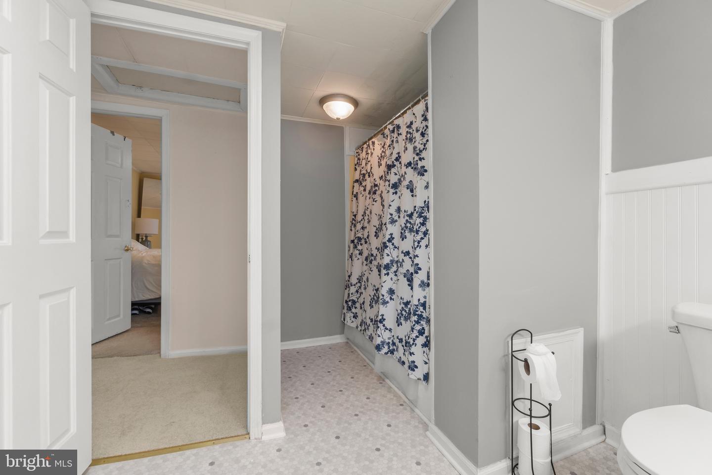 15 N Locust Ave Property Photo 19