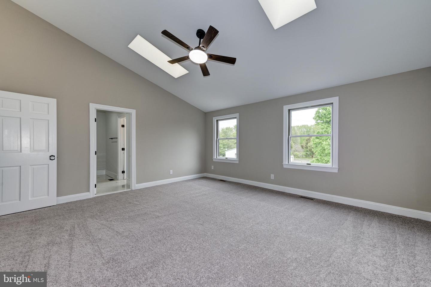 270 Hartford Rd Property Photo 39