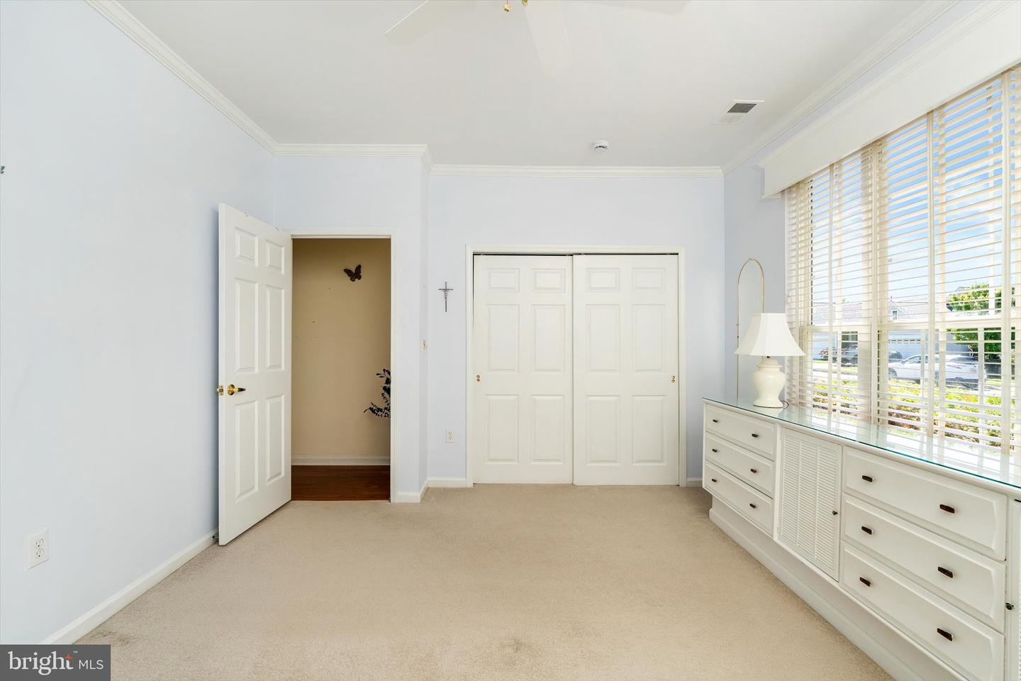 31 Barbary Ln Property Photo 17