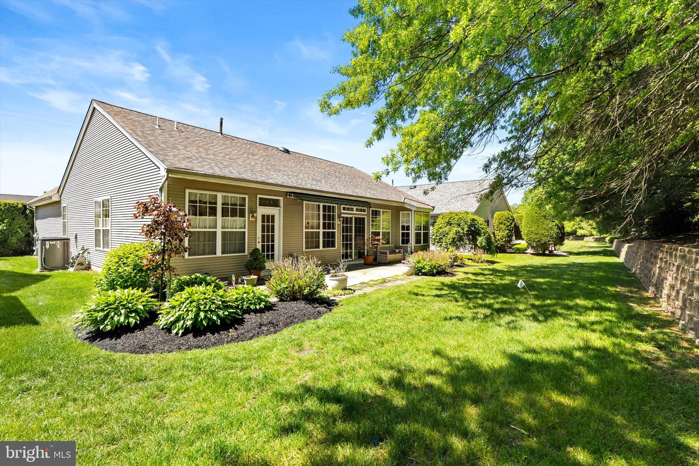 31 Barbary Ln Property Photo 20