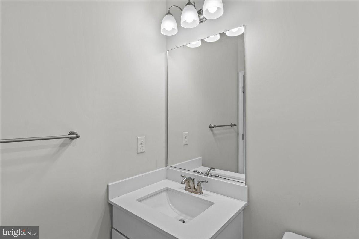 39 Westmont Dr Property Photo 27