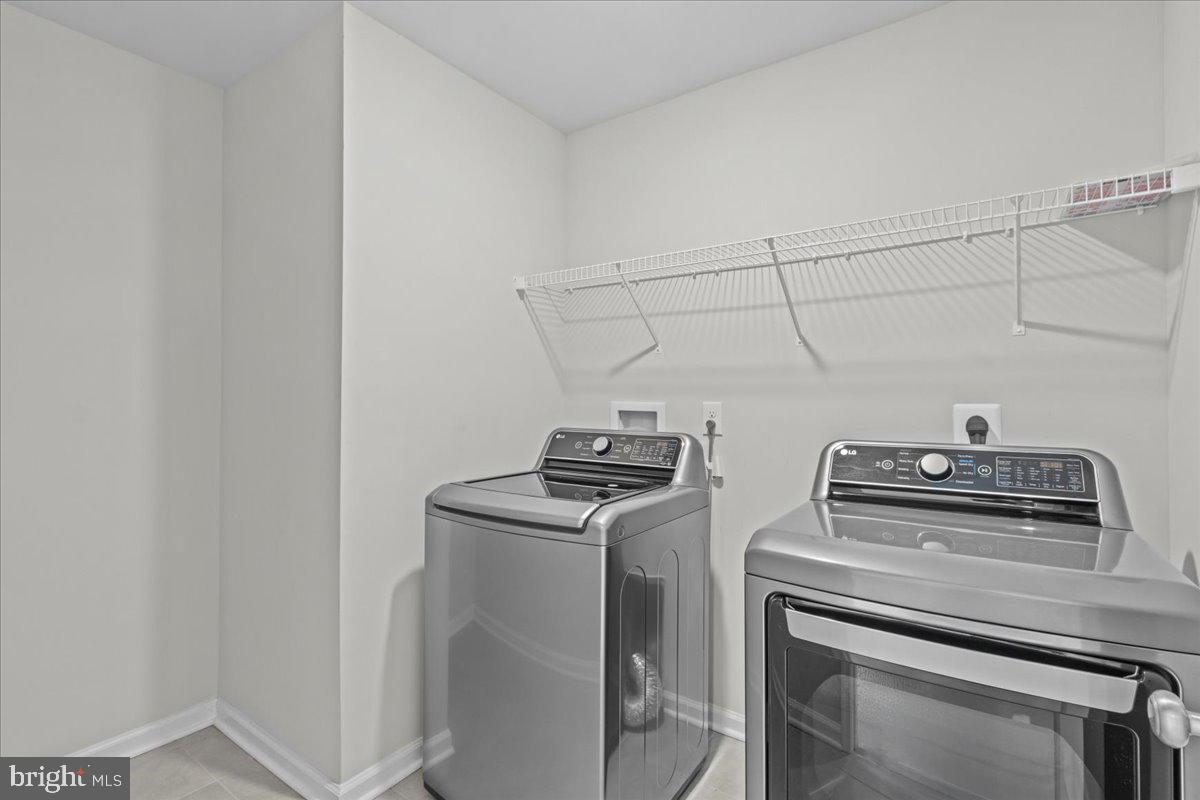 39 Westmont Dr Property Photo 31