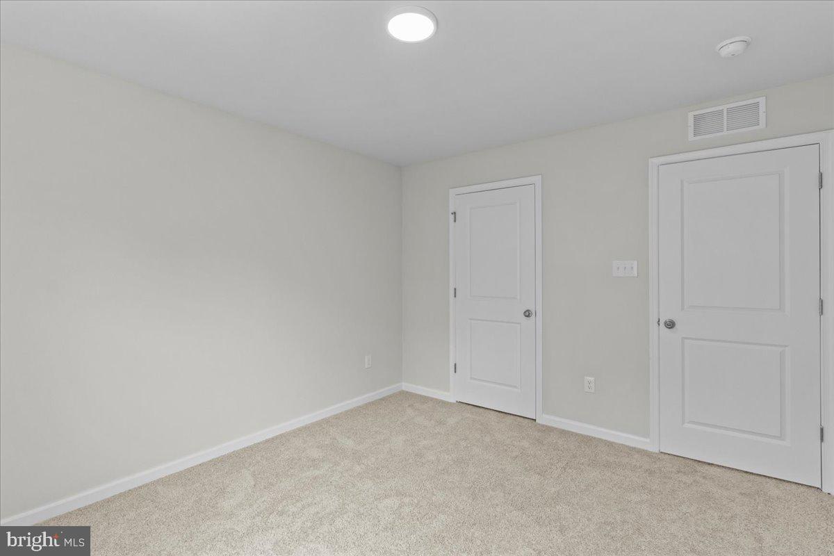 39 Westmont Dr Property Photo 34