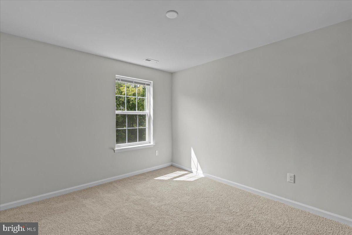 39 Westmont Dr Property Photo 40