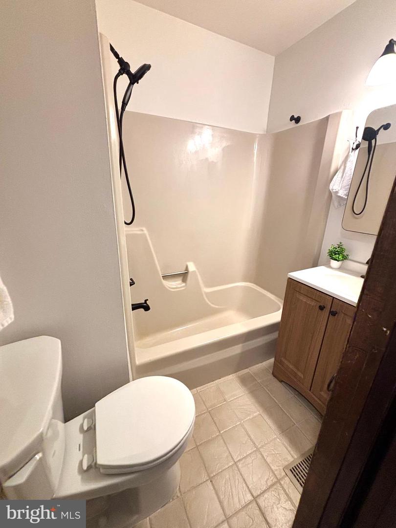 15 Elmwood Dr Property Photo 82