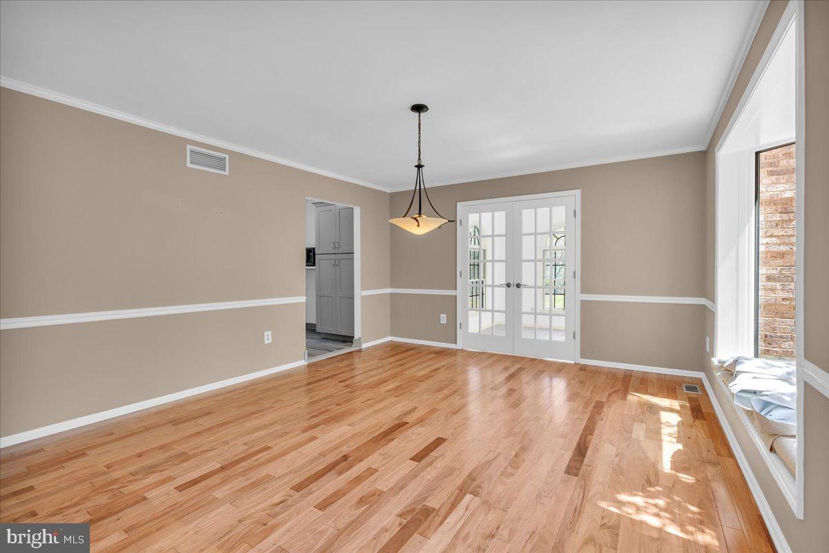 5 Hamilton Ct Property Photo 17