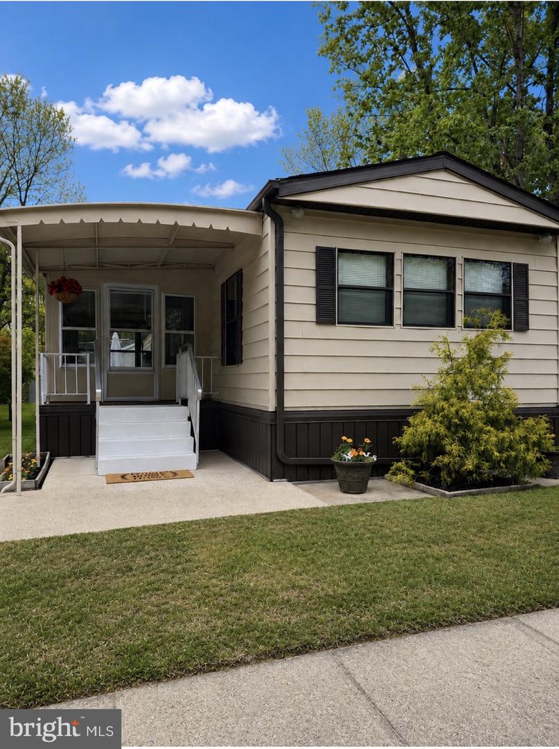 22 Pineview Property Photo 1